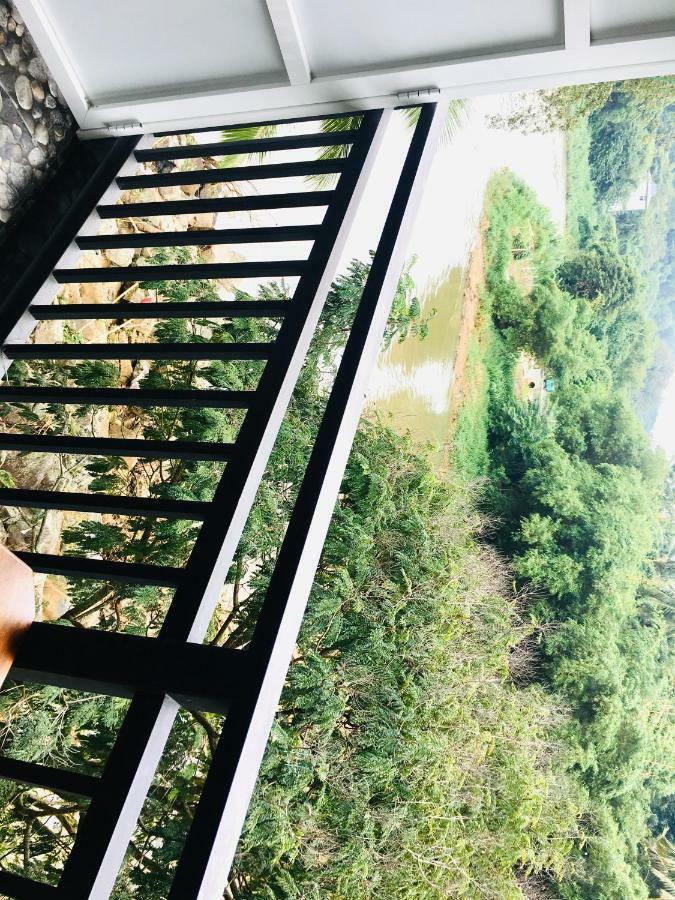 Jenushi Homestay Kandy Eksteriør bilde