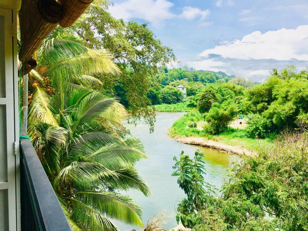 Jenushi Homestay Kandy Eksteriør bilde