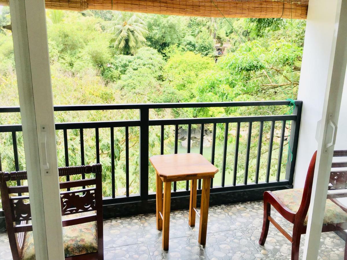 Jenushi Homestay Kandy Eksteriør bilde