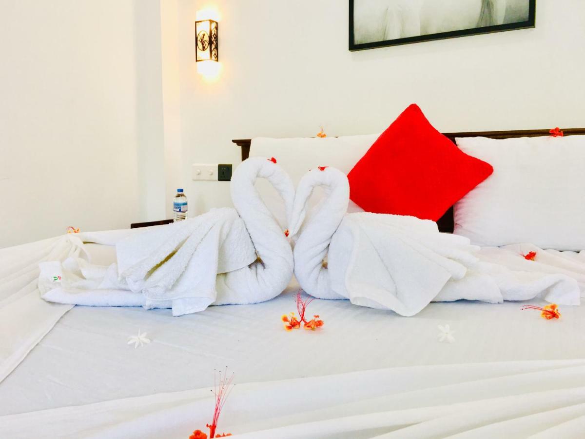 Jenushi Homestay Kandy Eksteriør bilde